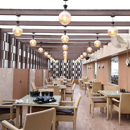Hotel Deva Inn Waranasi Zewnętrze zdjęcie