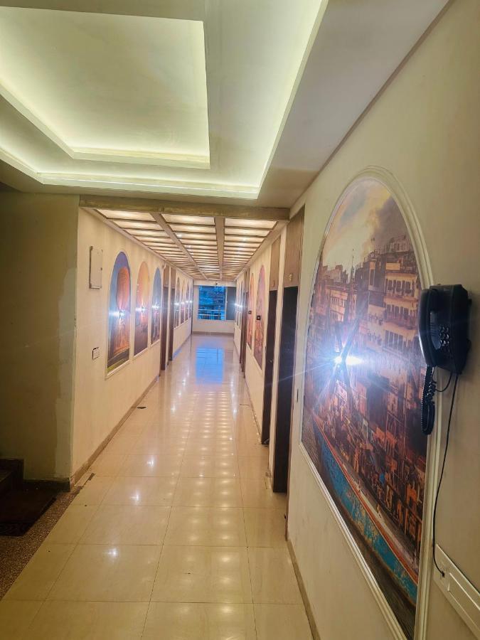 Hotel Deva Inn Waranasi Zewnętrze zdjęcie