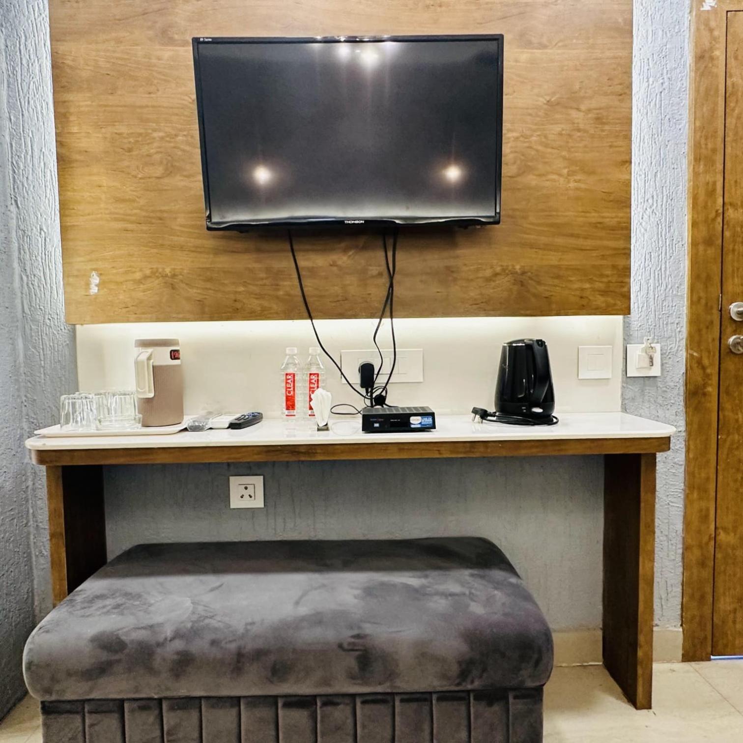 Hotel Deva Inn Waranasi Zewnętrze zdjęcie