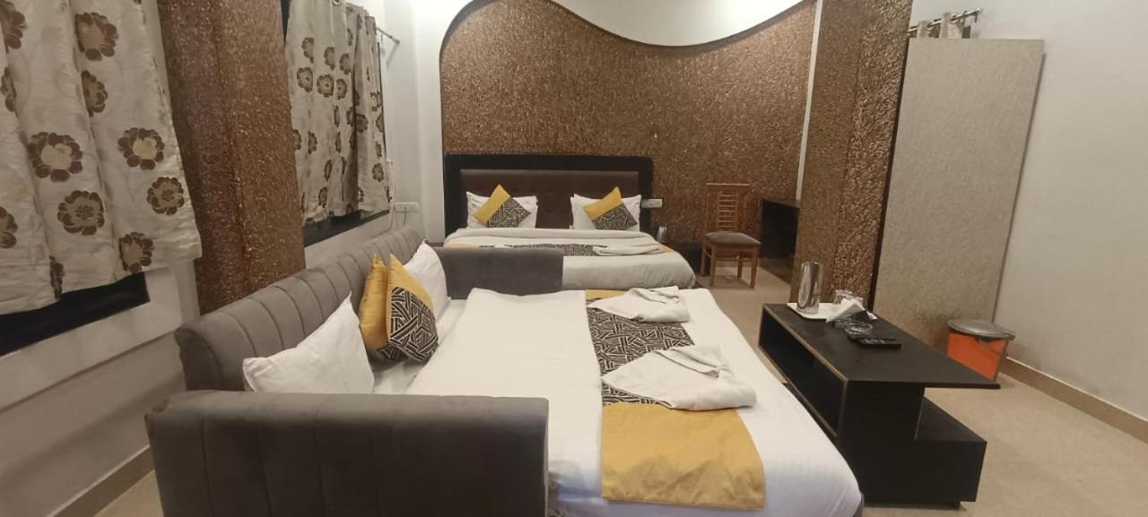 Hotel Deva Inn Waranasi Zewnętrze zdjęcie