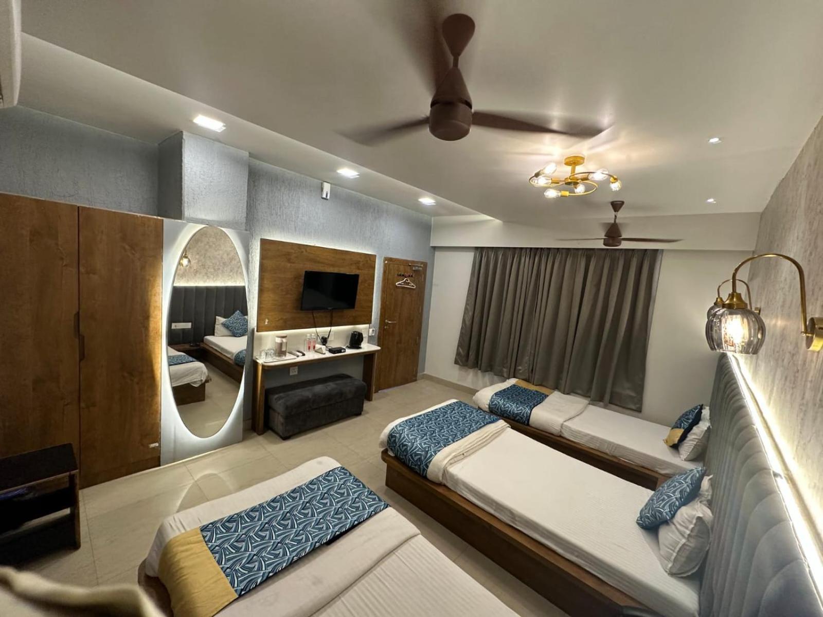 Hotel Deva Inn Waranasi Zewnętrze zdjęcie