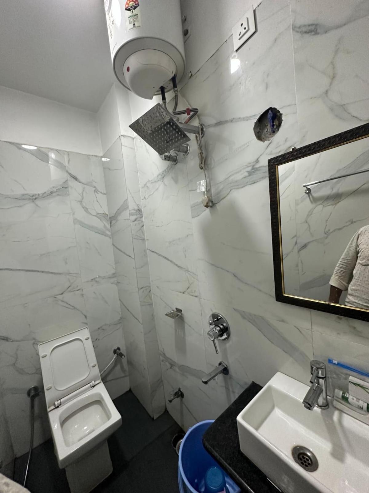 Hotel Deva Inn Waranasi Zewnętrze zdjęcie